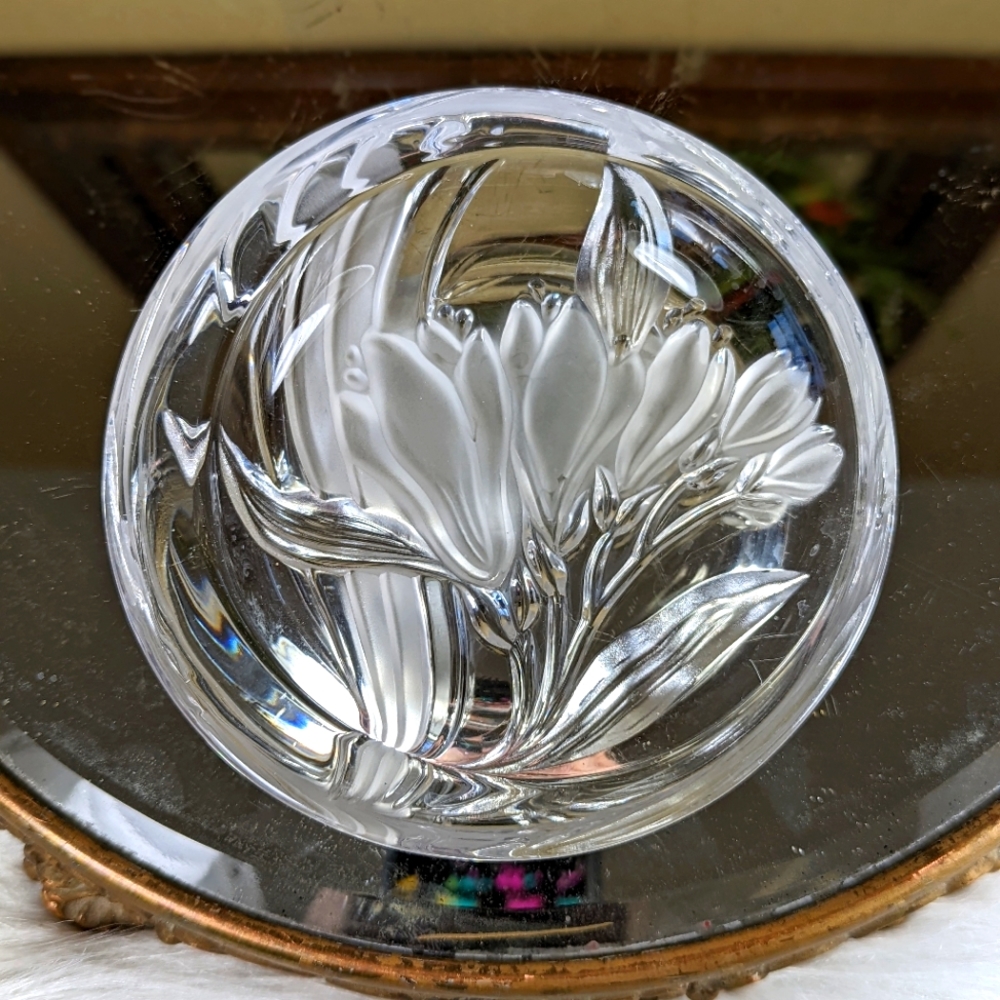 Studio Nova Gilded Iris Round Candy Dish or Trinket Dish 5” Made in Japan